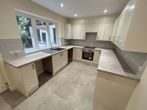 Photo 16- click for photo gallery